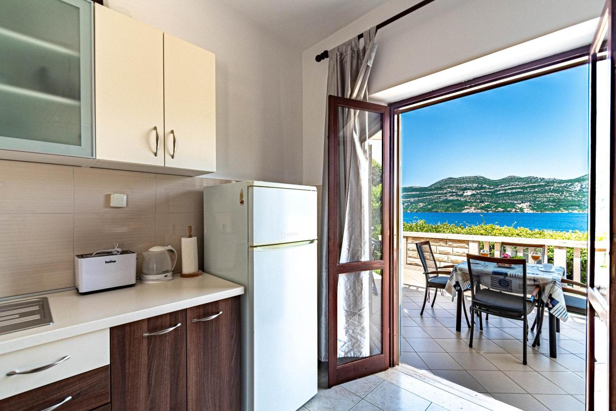 Apartments By The Sea Tri Zala, Korcula - 9237 Zrnovo Rum bild